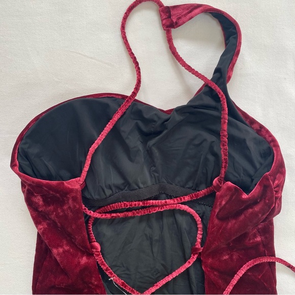 Red Carter One-Shoulder Velvet One Piece Swimsuit Small NWOT Burgundy - Picture 8 of 10